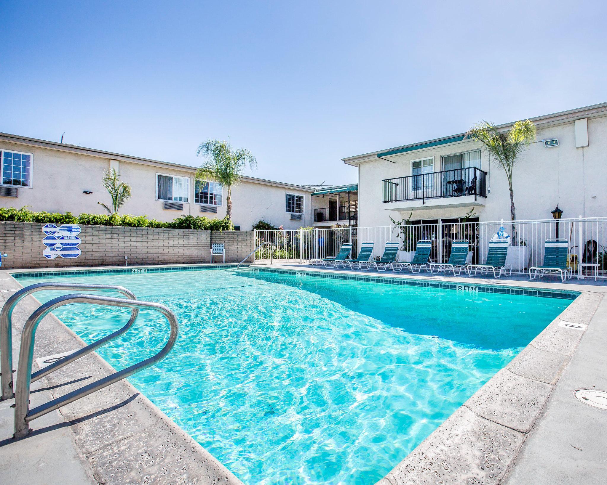 Rodeway Inn Near Maingate Knott'S Buena Park Dış mekan fotoğraf