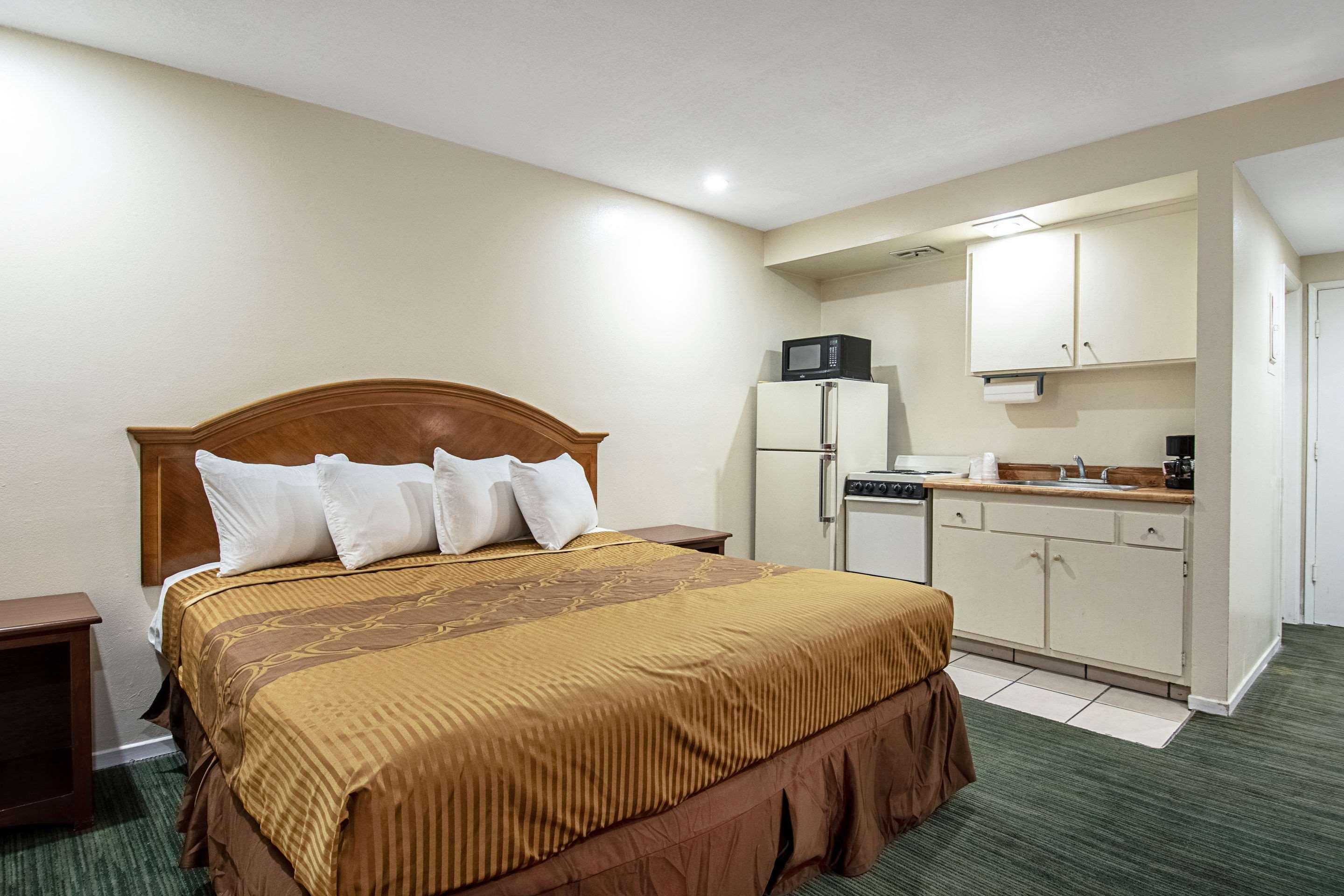 Rodeway Inn Near Maingate Knott'S Buena Park Dış mekan fotoğraf