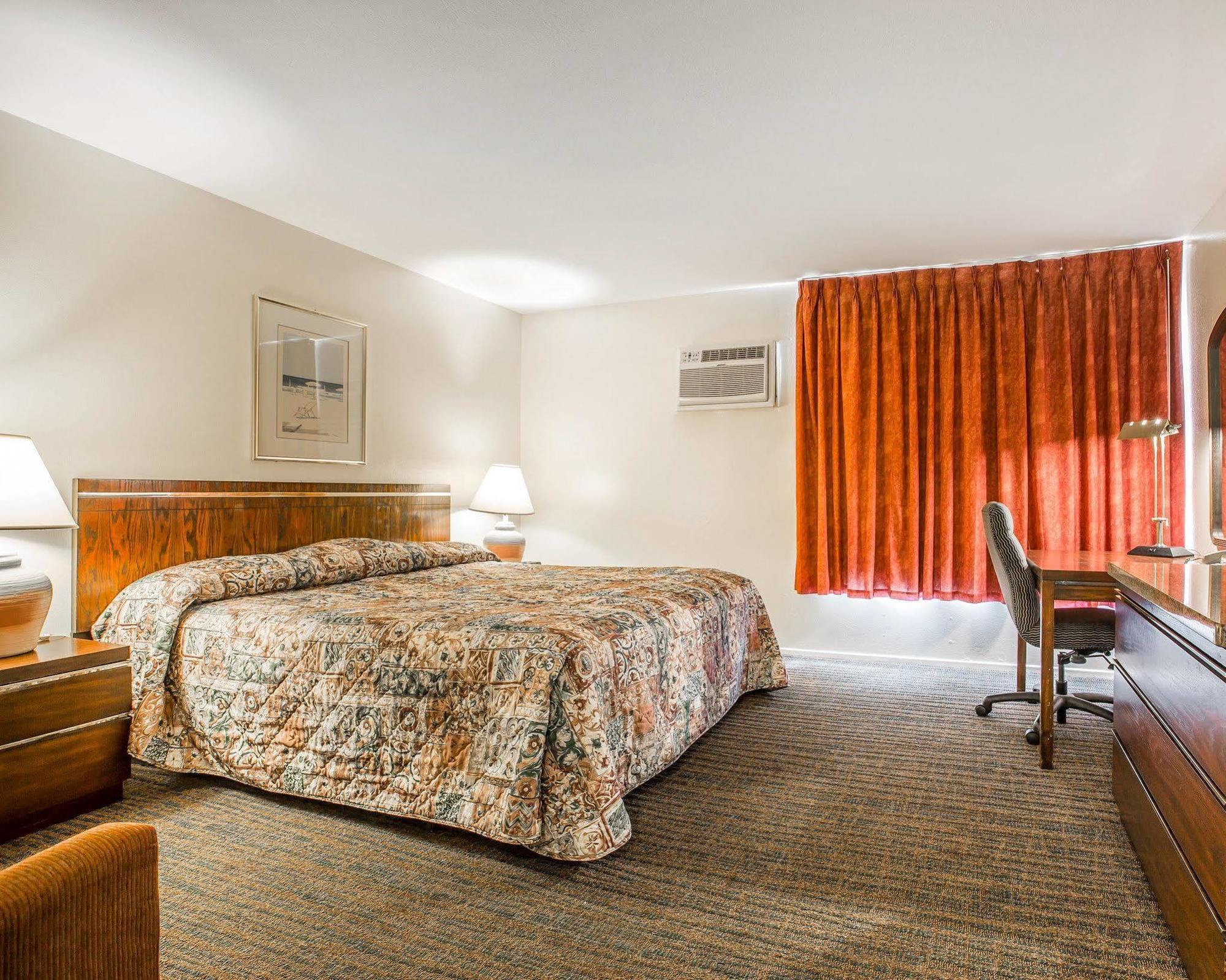 Rodeway Inn Near Maingate Knott'S Buena Park Dış mekan fotoğraf